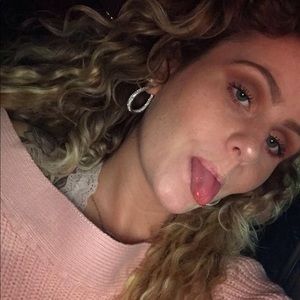 Meet your Posher, Breanna